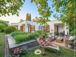 Hauptbild Ein Zuhause zum Ankommen - großzügiges Familienhaus mit eigenem Schwimmbad